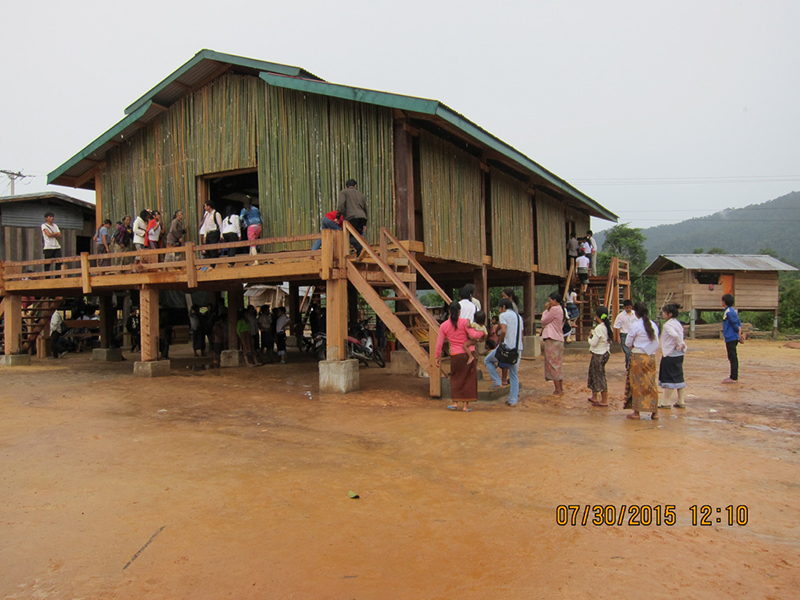 %_tempFileName7%20People%20arriving%20for%20dedication%20of%20new%20church%